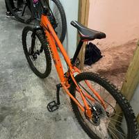 Mountain bike Moma 24”-Shimano 21 velocità- €130