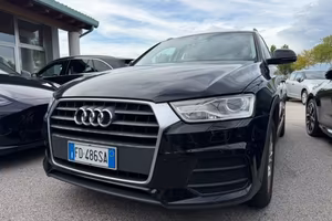 AUDI Q3 2.0 TDI 120 CV Business