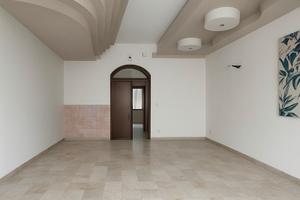 Locale commerciale in centro paese - 055