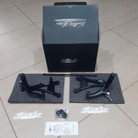 PEDANE ARRETRATE R1 2002 2003 CAMBIO ROVESCIATO