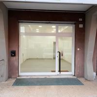 Negozio via col di lana - ciampino