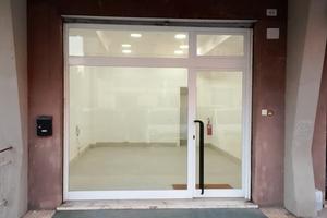 Negozio via col di lana - ciampino