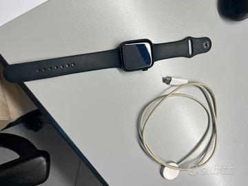 Apple Watch Series 8 GPS da 45 mm, colore nero
