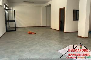 Locale Commerciale a Partinico (Rif.1332)