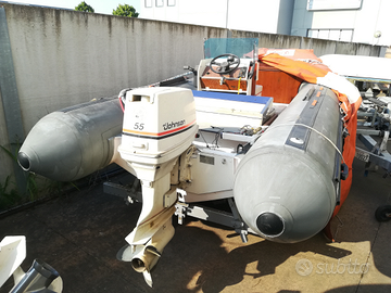 Gommone Asso completo di motore e carrello