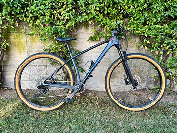 Scott Scale 940 – Hardtail in carbonio