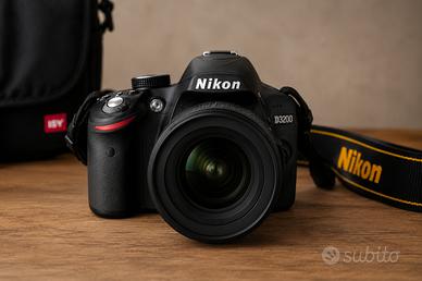Nikon D3200 + Obiettivo AF-S Nikkor 18-105mm