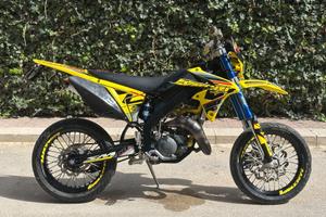 Suzuki Valenti RME 50 Top tpr 86