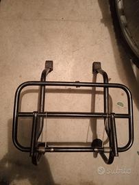 portapacchi anteriore Vespa 50 special 125 et3.