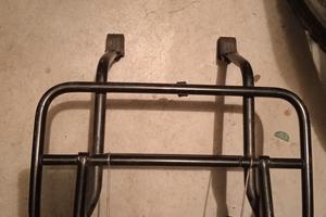 portapacchi anteriore Vespa 50 special 125 et3.