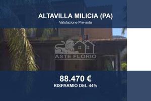 Immobile in asta di 122 m² con più di 5 locali a A