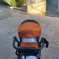 Passeggino momon