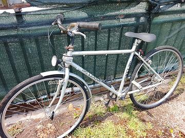 bicicletta uomo  ruote 28