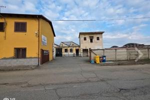 Capannone a San Francesco al Campo