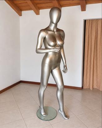 Manichino donna da vetrina con base in vetro – sho
