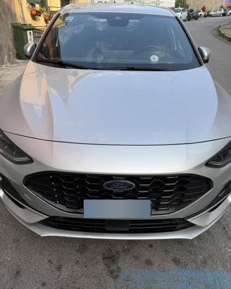 Ford Focus 1.0 benz/ibrida stline