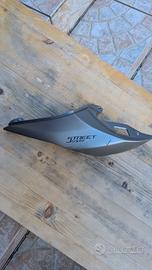 fianchetto posteriore destro Triumph Street triple