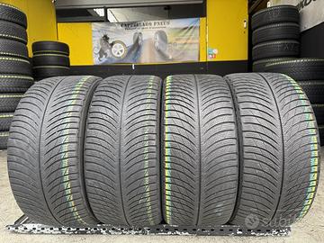 4 Gomme 245/40R18 Michelin Invernali 80% residui