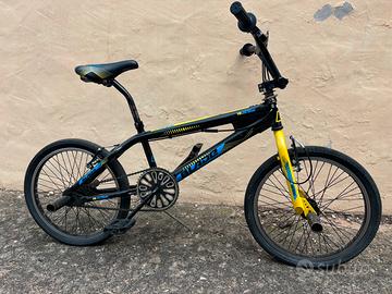 Bicicletta  BMX BLADE