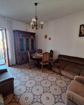 Casa indipendente, arredata a Aprigliano (Cosenza)