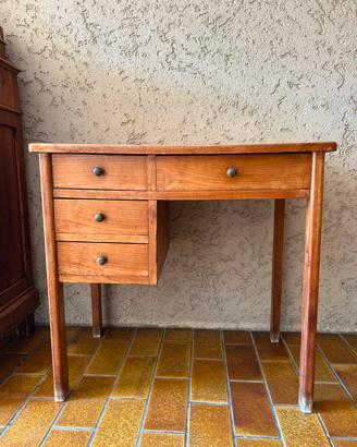 Mobile in legno