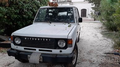 mitsubishi pajero ricambi 