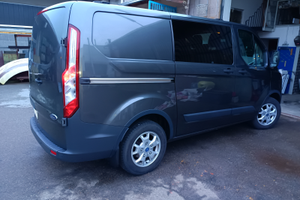 Ford transit castom 6 posti