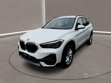 BMW X1 (F48) - X1 sDrive18d Bus U162350