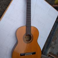 Chitarra classica Ibanez GA30