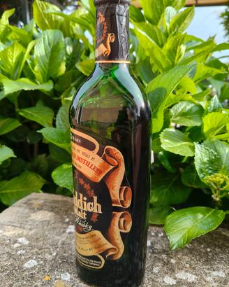 bottiglia whisky 