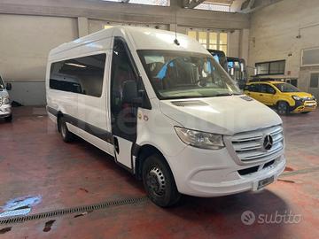 Mercedes Benz Sprinter