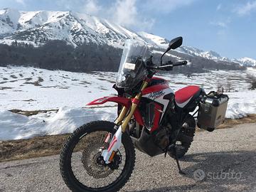 Africa twin crf 1000 Rally