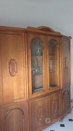 Mobili, divani letto, tavolo e sedie