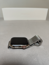 Apple Watch 4 Acciaio LTE maglia milanese