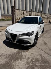 Alfaromeo stelvio veloce TI Q4 210cv