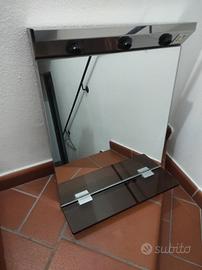 Specchio con mensola e luci