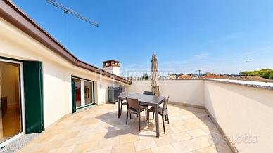 Varedo centro: trilocale, terrazzo, ultimo piano e