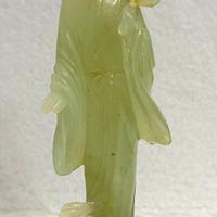 Antica statuina in giada