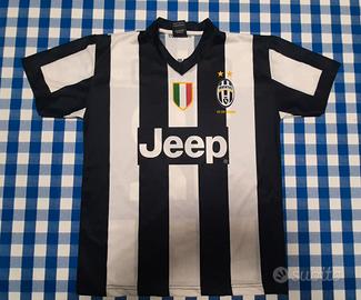 Kit Juventus 2012/2013