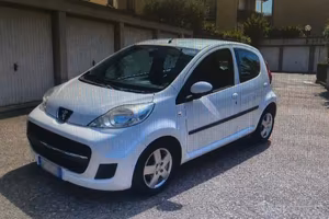 Peugeot  107