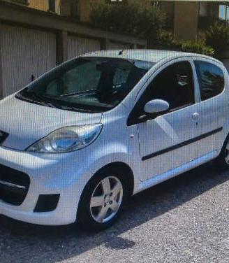 Peugeot  107