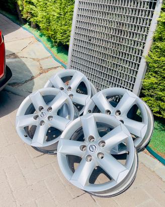 SET 4 CERCHI IN LEGA 16" ORIGINALI NISSAN QASHQAI
