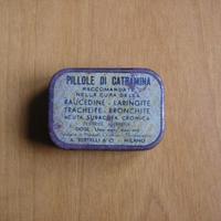 Scatola latta pillole catramina