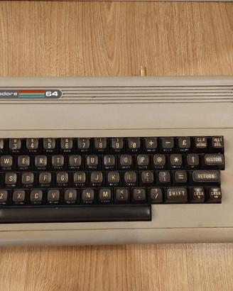 Commodore 64 originale, senza alimentatore