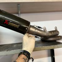 Scarico a chiocciola per Street Triple 765