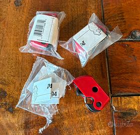 Master Lock S2394 Blocco per mini interruttori