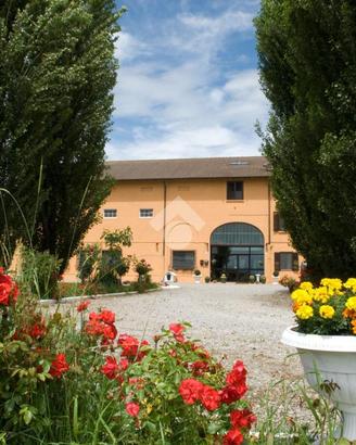 RUSTICO A CADELBOSCO DI SOPRA