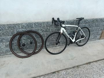 Bici 🚲 gravel da corsa