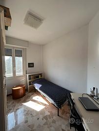 Stanza Singola + Box Auto/Moto