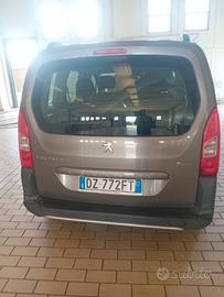 macchina incidentata